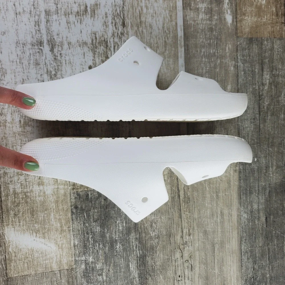 CROCS worn 2x